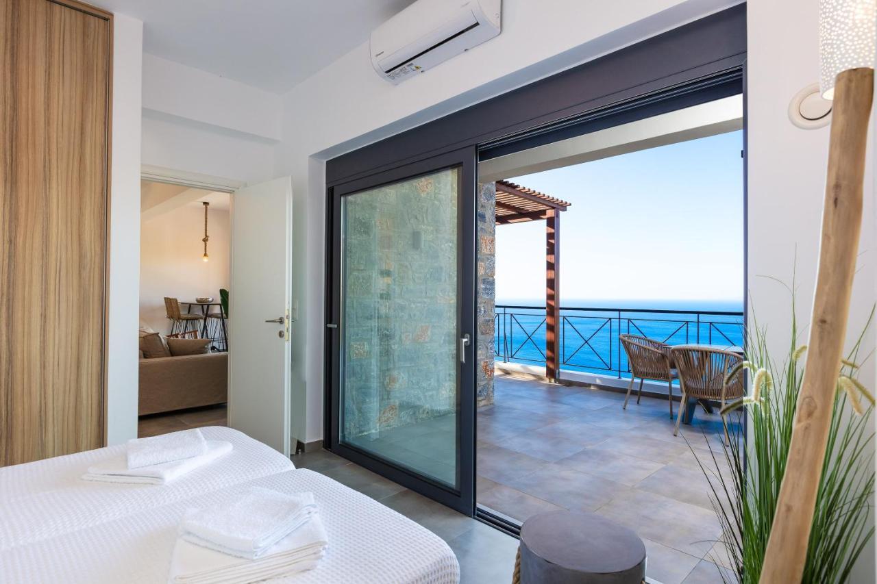 Villa Sea-Esta, Adults Only Sellia  Luaran gambar